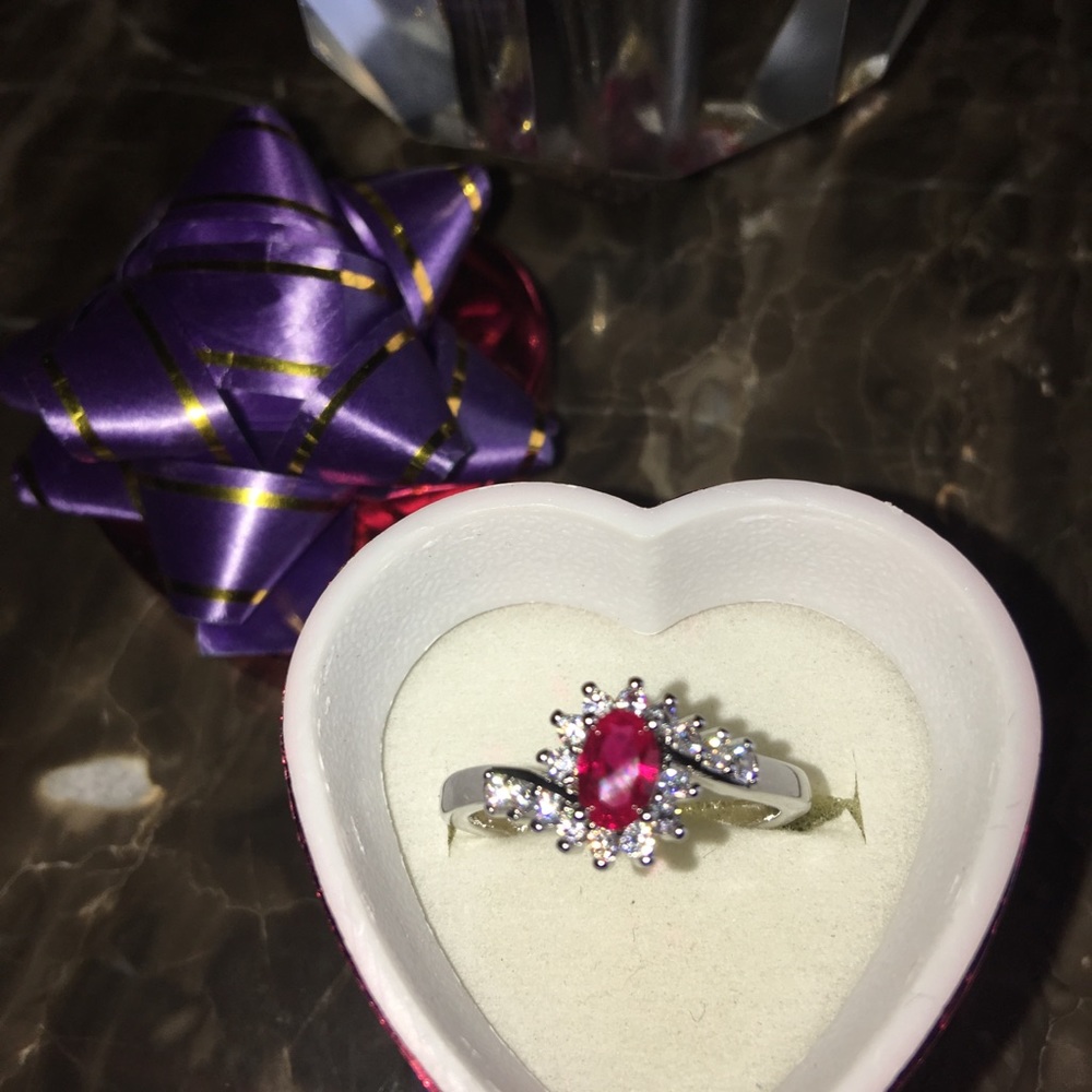 Exquisite sterling silver ring